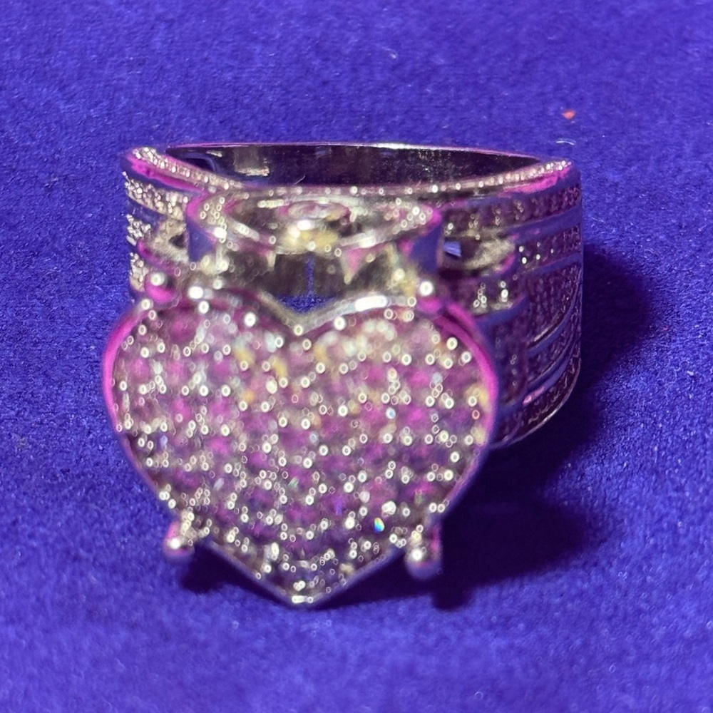 Heart Ring - Picture 9 of 14